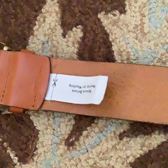Beautiful Italian Leather Belt by J. Crew 🤎🤎🤎 - Picture 12 of 12